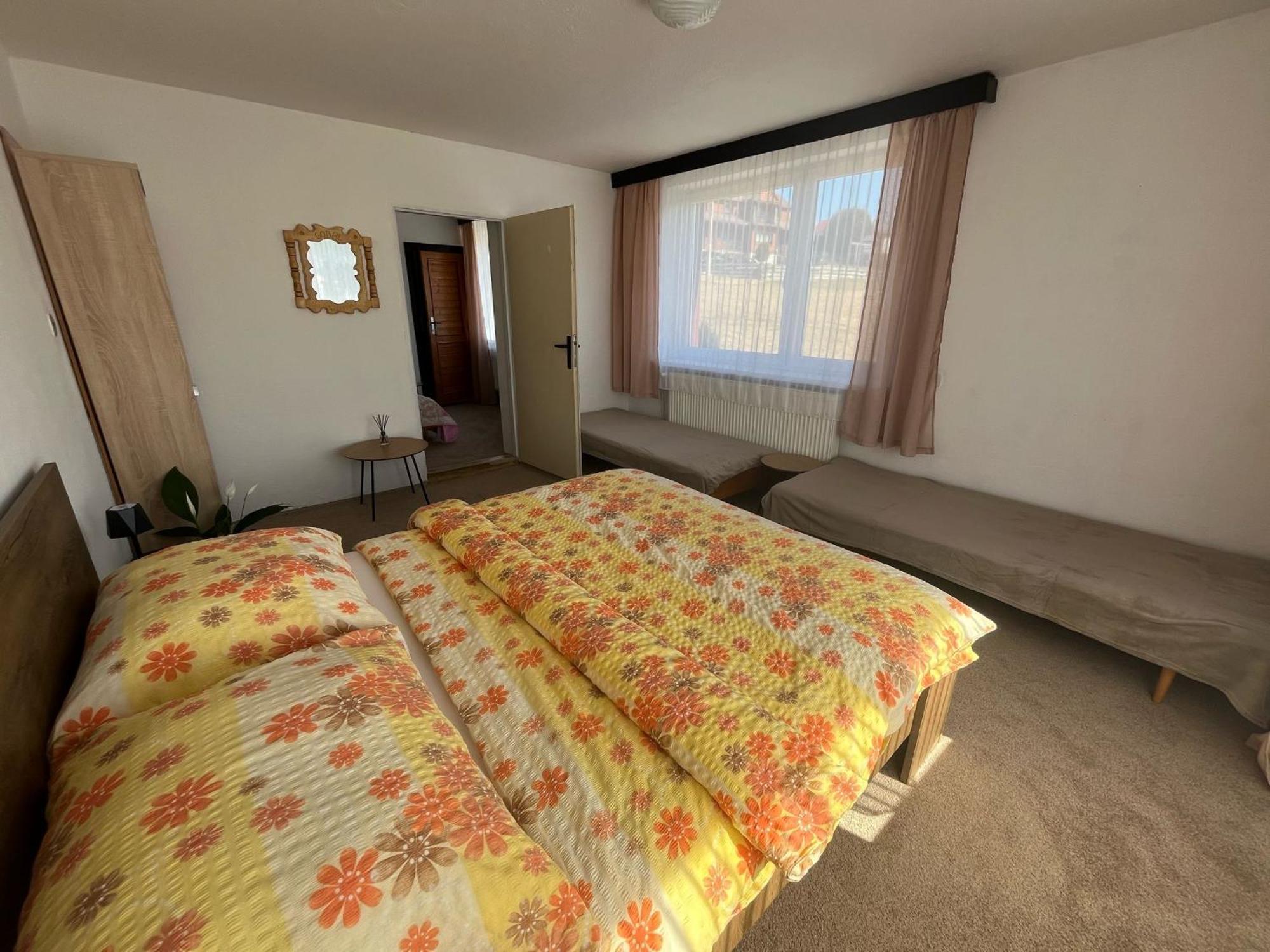 U Milusky Guest House Zdiar Exterior photo